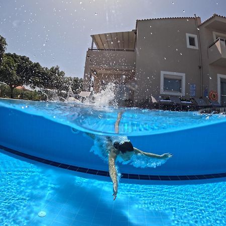 Four Seasons Private Villa - Seaview - Big Heated Pool - Gym - Sport Activities Гувес Екстериор снимка