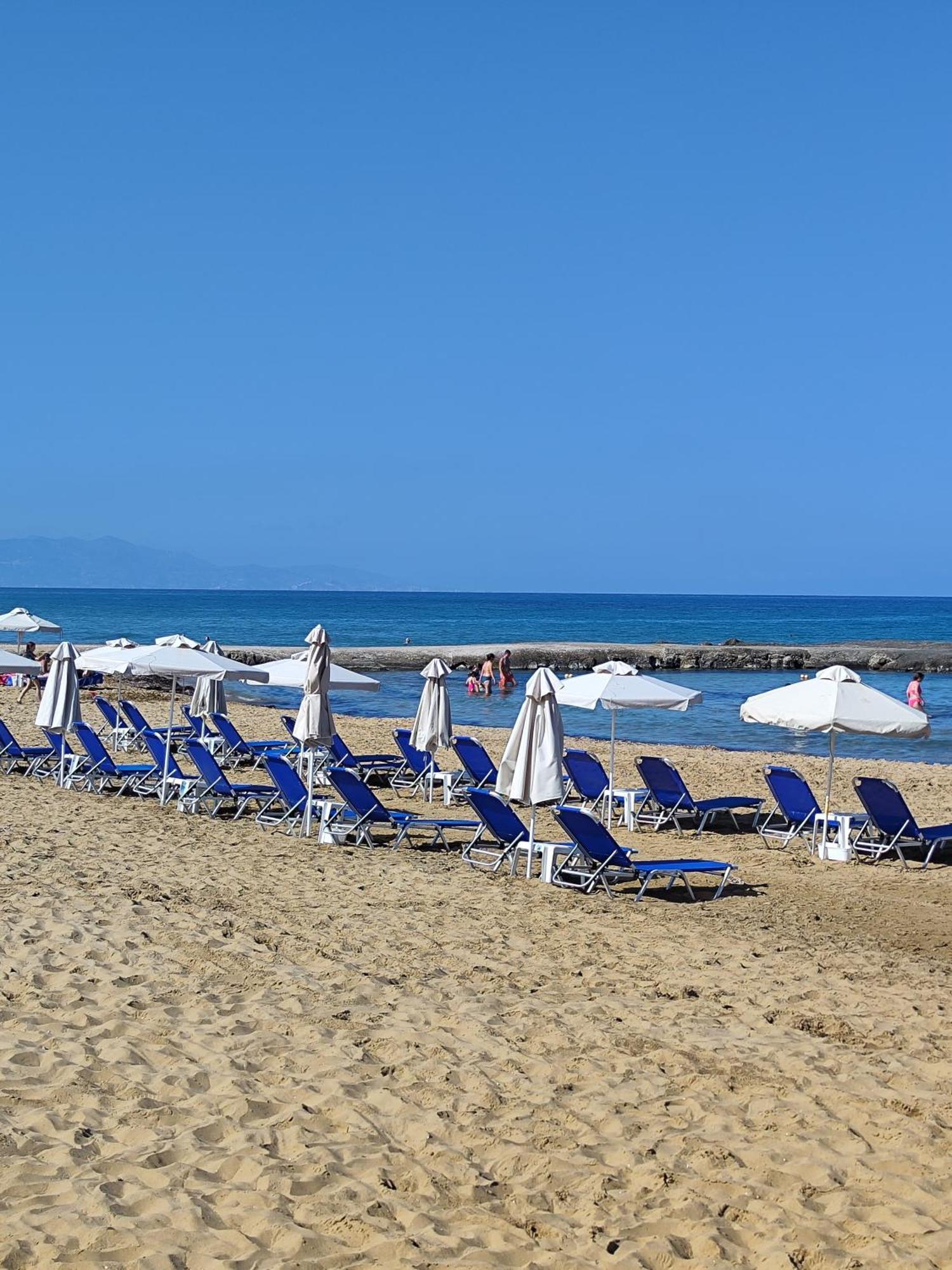 Four Seasons Private Villa - Seaview - Big Heated Pool - Gym - Sport Activities Гувес Екстериор снимка