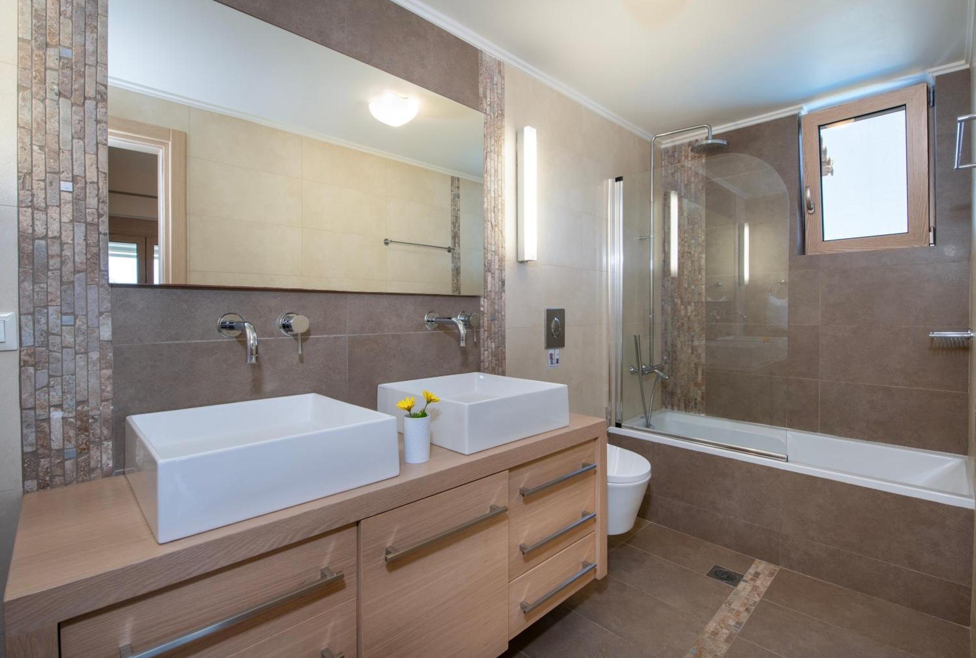 Four Seasons Private Villa - Seaview - Big Heated Pool - Gym - Sport Activities Гувес Екстериор снимка