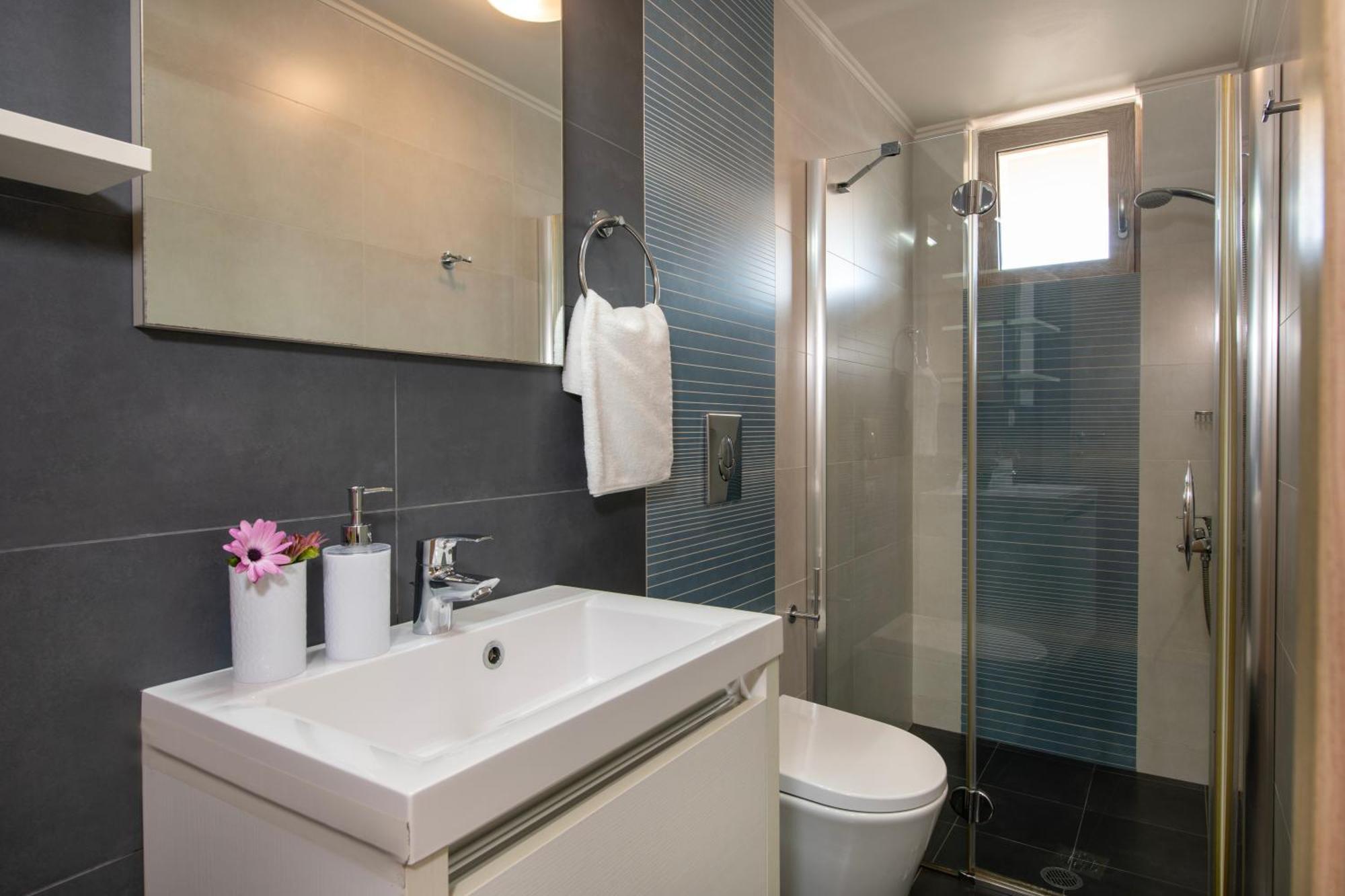 Four Seasons Private Villa - Seaview - Big Heated Pool - Gym - Sport Activities Гувес Екстериор снимка