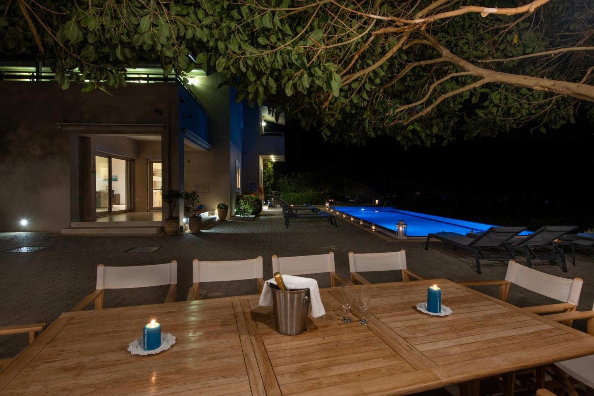 Four Seasons Private Villa - Seaview - Big Heated Pool - Gym - Sport Activities Гувес Екстериор снимка