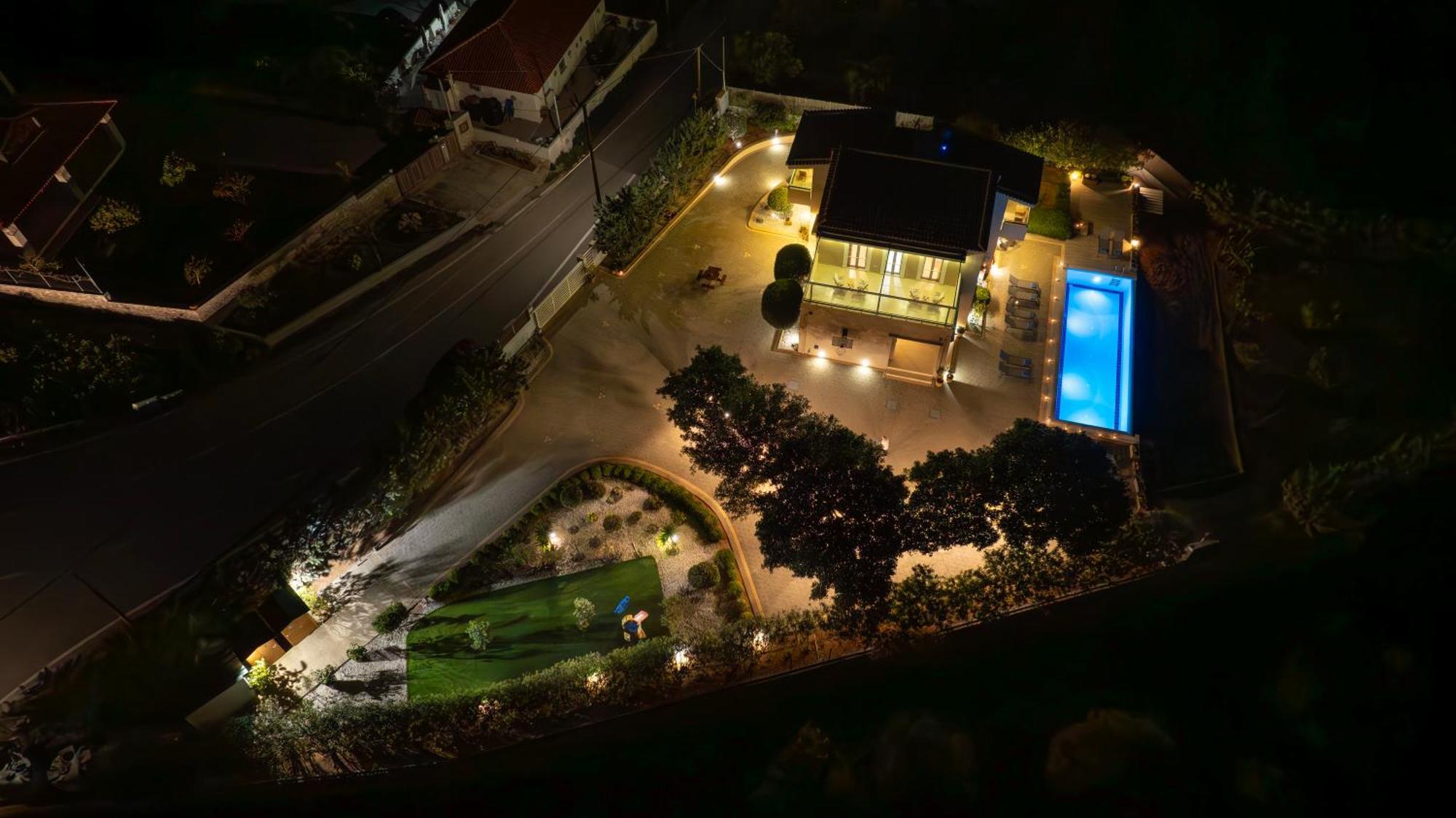 Four Seasons Private Villa - Seaview - Big Heated Pool - Gym - Sport Activities Гувес Екстериор снимка