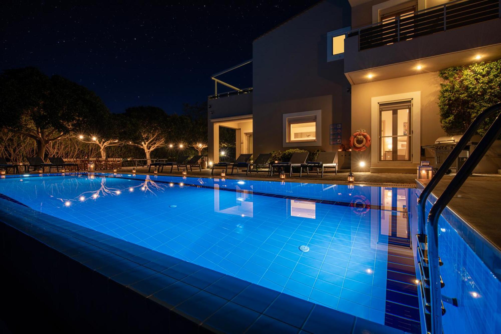 Four Seasons Private Villa - Seaview - Big Heated Pool - Gym - Sport Activities Гувес Екстериор снимка
